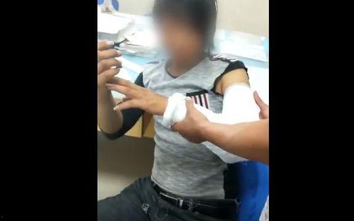 网红和大哥吃瓜视频,揭秘网络热点背后的故事